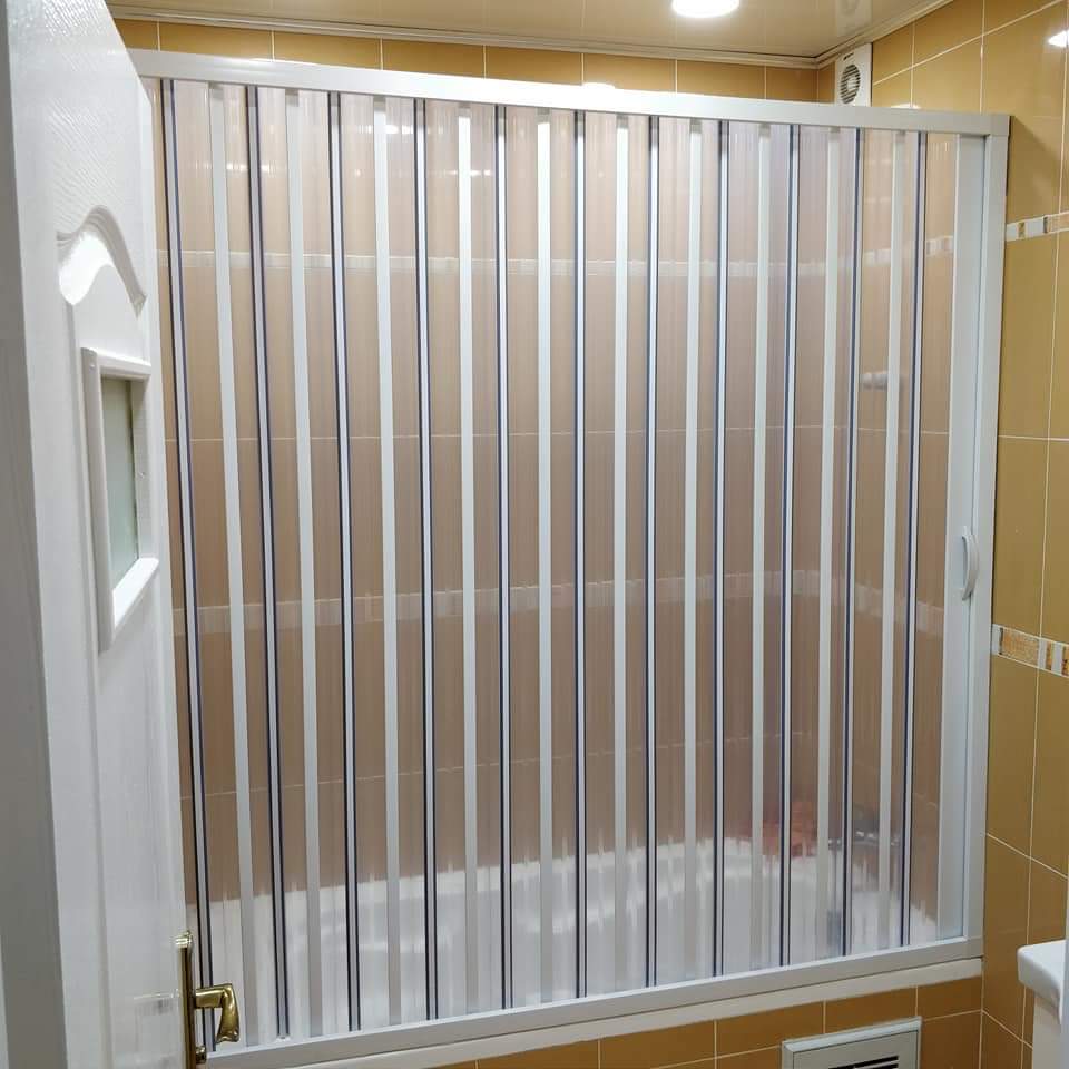 Porte de douche pliante